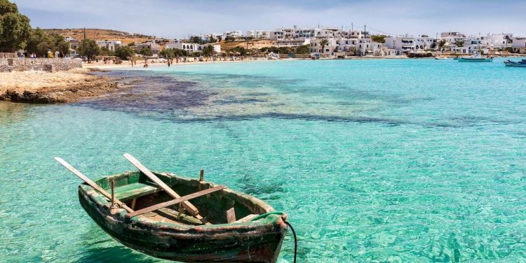 Travel Trends 2024: Αφιέρωμα στις Κυκλάδες από το δημοφιλέστερο γαλλικό περιοδικό  «Désirs de Voyages»