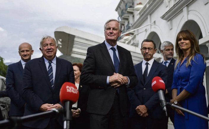 Gouvernement Barnier: Κυβέρνηση δεξιάς απόχρωσης έκανε ο Μπαρνιέ στην Γαλλία - Με πρόταση δυσπιστίας απειλεί η Αριστερά