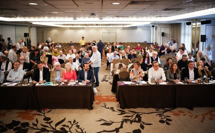 SYRIZA-PA: Τρία αγκάθια απειλούν να δυναμιτίσουν τη σημερινή ΚΕ του ΣΥΡΙΖΑ