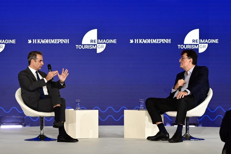 «Reimagine Tourism in Greece» - K. Mitsotakis: Περιορισμοί στην εκτός σχεδίου δόμηση σε Μύκονο & Σαντορίνη - Με το τέλος κρουαζιέρας εξασφαλίζουμε πόρους στα νησιά