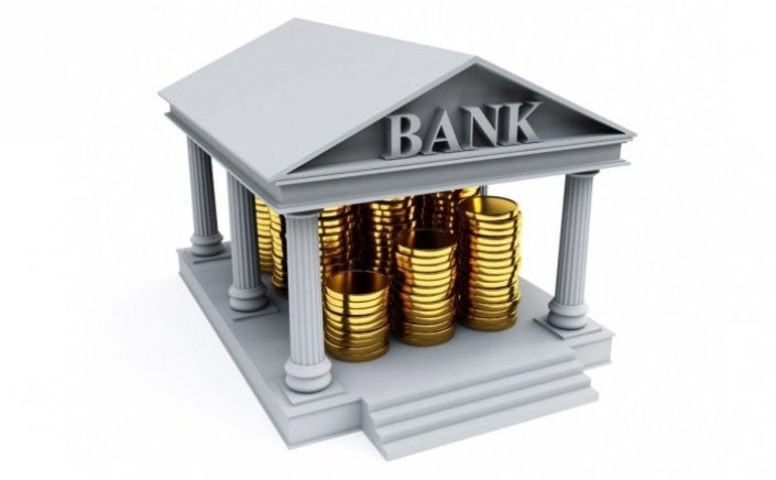 Commissions in bank accounts: Πότε μειώνουν οι τράπεζες τις προμήθειες σε βασικές συναλλαγές - Τι ισχύει για εμβάσματα, χρήση ΑΤΜ και πληρωμές λογαριασμών