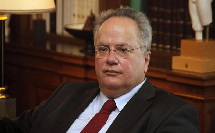 Political Development: Το τετ α τετ Κοτζιά με Γιώργο