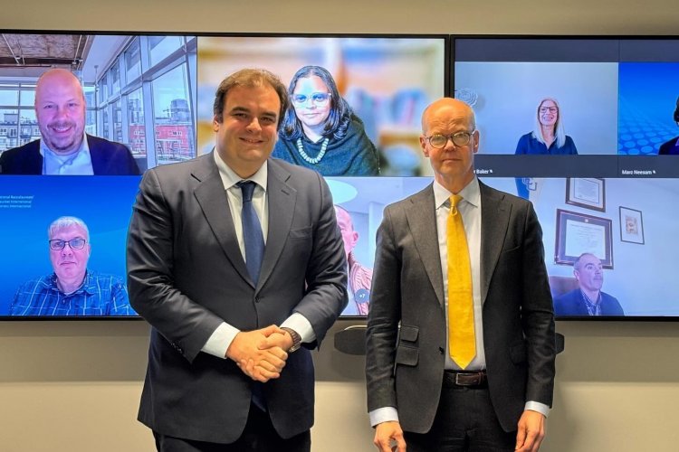 International Baccalaureate: Διεθνές Απολυτήριο από Δημόσια Λύκεια!! Σε ποια πανεπιστήμια θα μπαίνει ο κάτοχος ΙΒ - Πότε ξεκινά!!