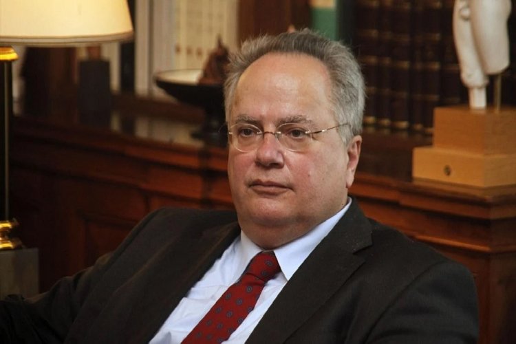 Political Development: Το τετ α τετ Κοτζιά με Γιώργο