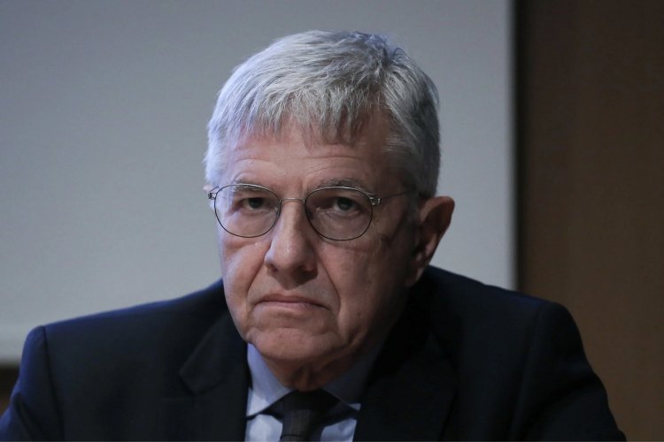 Greece presidential election: «Τα μηνύματα που θέλει να δώσει το ΠΑΣΟΚ ξεπερνούν το πρόσωπό μου» δήλωσε ο Tάσος Γιαννίτσης