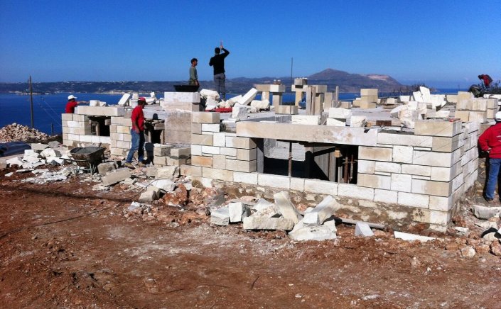 Construction of new buildings: Πόσα τετραγωνικά χτίζετε και πού σε όλη την Ελλάδα; Αναλυτικοί πίνακες με τους συντελεστές δόμησης