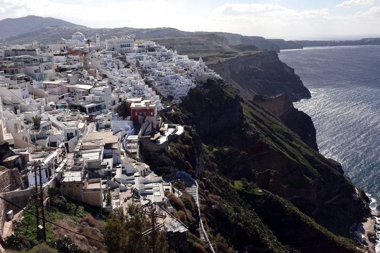 Santorini earthquakes: Ο πραγματικός φόβος για τους σεισμούς στη Σαντορίνη - Η «τρωτότητα» και τα «πολεοδομικά εγκλήματα»
