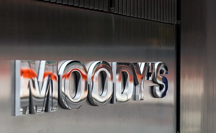 Moody's upgrades outlook for NBG and Eurobank: Αναβάθμιση Εθνικής και Eurobank από Moody's