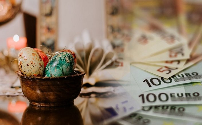 Easter Bonus 2025 - Private Sector: Πότε θα καταβληθεί το Δώρο Πάσχα 2025 & Τι ισχύει με την προπληρωμένη κάρτα