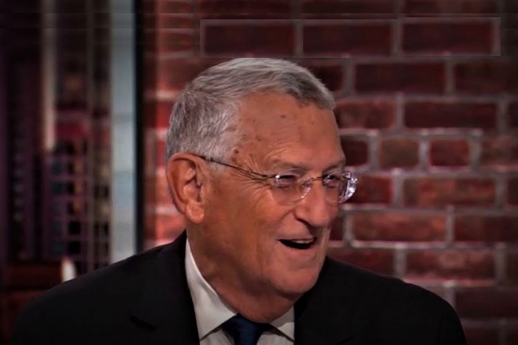 Stan Greenberg: Η επιστροφή του Γκρίνμπεργκ, τα καλά και τα κακά μαντάτα και η ηλικιακή ανανέωση!!