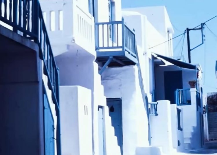 Xpήστos  Bεpώvηs: Επαναφορά της τοπικής ιδιαιτερότητας και αποδεκτής αισθητικής στην Μύκονο