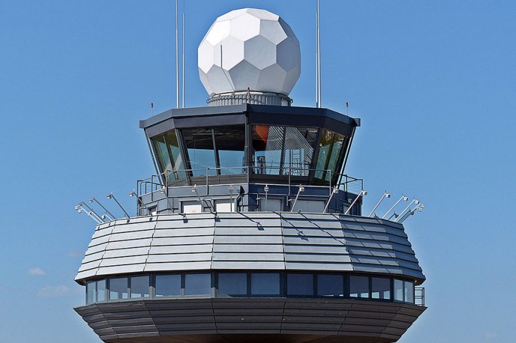 Air Traffic Controllers Strike: Απεργία των ελεγκτών εναέριας κυκλοφορίας στις 9 Απριλίου - Ποιες πτήσεις θα εξυπηρετηθούν