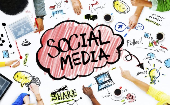 Is democracy at risk from social media? Δημοκρατία και social media!! Οι κίνδυνοι και οι προκλήσεις!! «Κινδυνεύει η δημοκρατία από τα μέσα κοινωνικής δικτύωσης; Πόσο εκτεθειμένοι είμαστε στα ψέματα σε θέματα πολιτικής επικαιρότητας;»