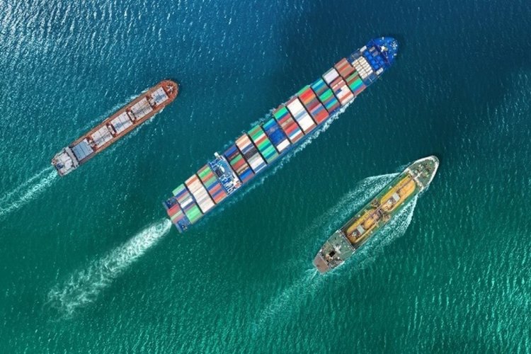 Trump tariffs: «Φουρτούνα» στην ναυτιλία λόγω  δασμών Trump – Μακροπρόθεσμες οι επιπτώσεις