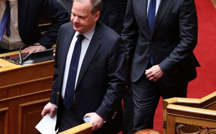 Preliminary investigation: Η πρόταση Προανακριτικής της ΝΔ - Για πλημμέλημα παράβασης καθήκοντος ο Κ. Καραμανλής [Έγγραφο]