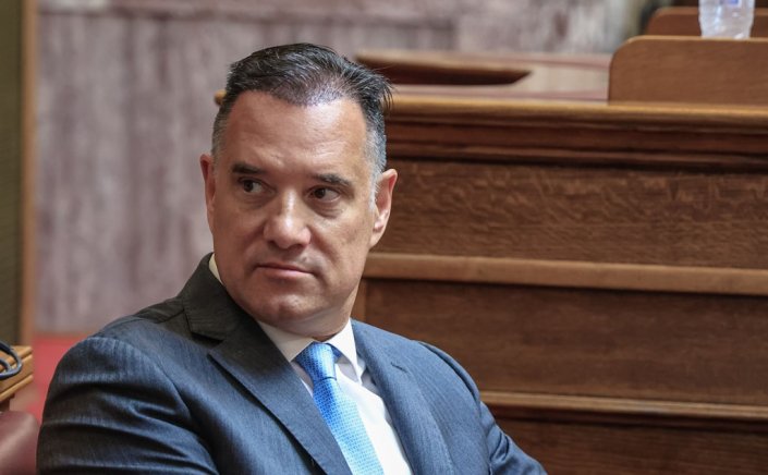 Gov & Political Affairs: Αντίθετος ο Άδωνις με την παραπομπή Καραμανλή