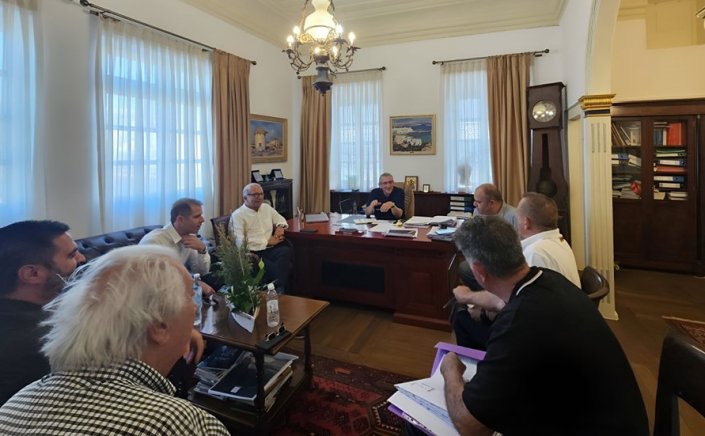 Hatzimarkos: Η εξαιρετική δουλειά που κάνει ο Xpήστos Bεpώvηs, είναι και για εμάς το στέρεο έδαφος της συνεργασίας - Τα 5 κύρια θέματα που συζητήθηκαν στην συνάντηση