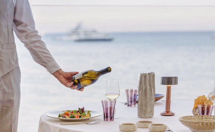 Labour Inspection‎: Στο στόχαστρο της Επιθεώρησης Εργασίας Τουρισμός, Εστίαση, Ταχυμεταφορές!!