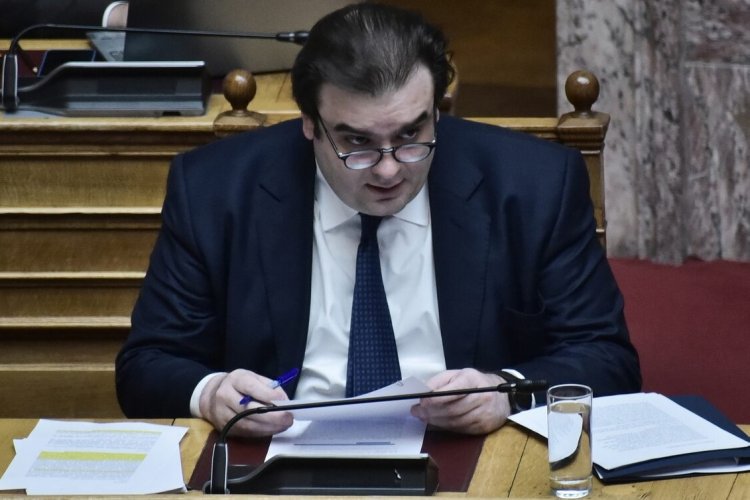 Fin Min Pierrakakis: Ξεμπλοκάρουν Μεταβιβάσεις & Γονικές Παροχές Ακινήτων, στους ενήμερους οφειλέτες του Δημοσίου, με ρύθμιση Πιερρακάκη