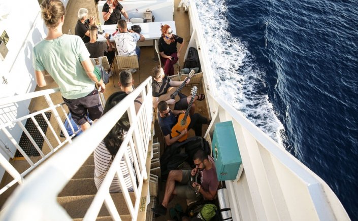 Mykonos - Coast Guard: Eνημέρωση του επιβατικού κοινού για τα δικαιώματα στις θαλάσσιες μεταφορές