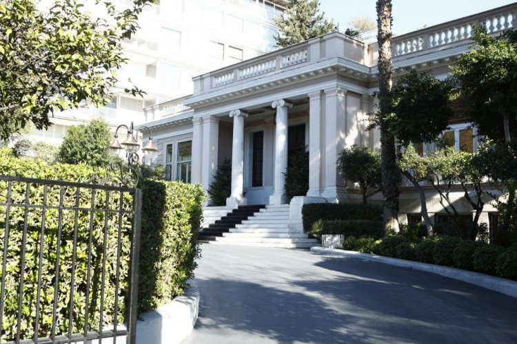 Government & Political Affairs: Η εξωτερική πολιτική «στριμώχνει» το Μαξίμου!!