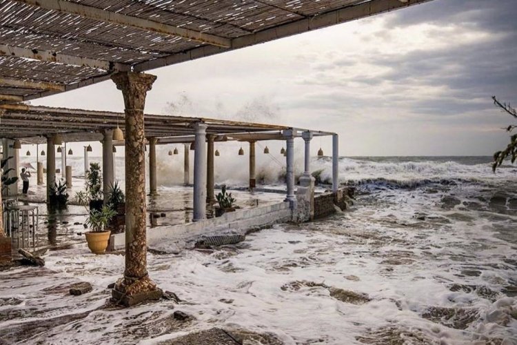 Marine Forecast: Έκτακτο δελτίο καιρού και απαγορευτικό πλοίων μέχρι νεοτέρας!! Δεν αναμένεται άρση μέχρι τουλάχιστον τη 1 τα ξημερώματα του Σαββάτου!! Η τελευταία ενημέρωση