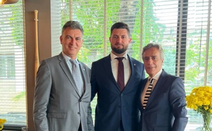 Foreign Ministry economic diplomacy head Skalkos visits Moldova