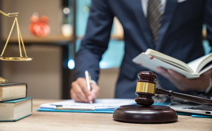 Abstention of Lawyers: Σε «στοχευμένη αποχή» προσανατολίζονται οι Δικηγόροι, μετά τη διάταξη που προκάλεσε σάλο!! Βλέπουν σκοπιμότητες – Η επίμαχη διάταξη!!