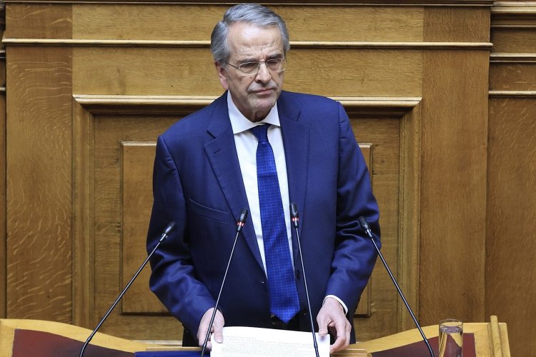 Ex - PM Samaras: Παρέμβαση Σαμαρά υπέρ των γονέων για τα Τέμπη, «Χωρίς ηθικό έρεισμα η απόρριψη του αιτήματος των γονιών για εκταφή σορών των παιδιών τους»