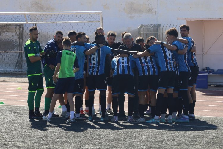 Xpήστos Bεpώvηs για τη νίκη της Α.Ε. Mυκόνου: “Συγχαρητήρια σε όλα τα παιδιά και στο προπονητικό τιμ - Ως Δήμος θα συνεχίσουμε να είμαστε πάντα δίπλα στον αθλητισμό”