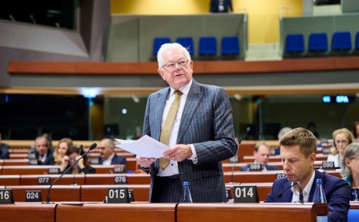 Israel must stop targeting journalists and civilians in Gaza and allow unhindered delivery of humanitarian aid, says PACE