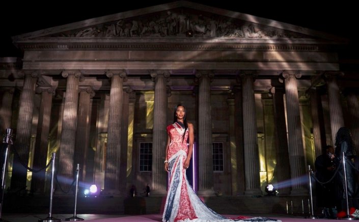 Met Gala 2025: Γιατί μας ενόχλησε τόσο πολύ το «Met Gala» του Βρετανικού Μουσείου!! Στην εποχή του «instagramικού» πολιτισμού, σημαντικό δεν είναι τι βλέπεις, αλλά πώς φαίνεσαι όταν το βλέπεις!!