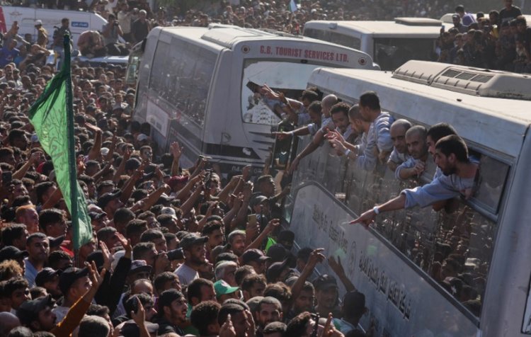 Hamas frees living hostages and Israel releases prisoners as Trump visits the region