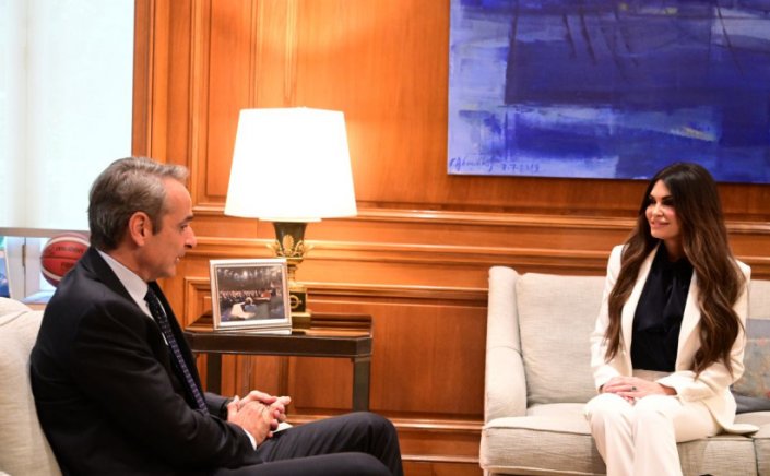 PM Mitsotakis meets U.S. Ambassador Guilfoyle: Οι σχέσεις μας είναι σε ιστορικά υψηλά - Η Ελλάδα αποτελεί το σημείο εισόδου για το LNG για όλη την περιοχή 