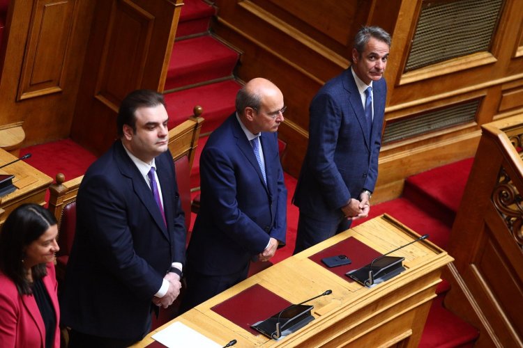 BTS: Η υψηλή και η δραματική πτώση στη δημοτικότητά των Υπουργών