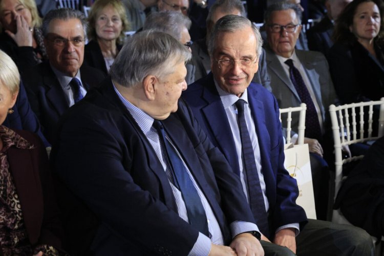 Ex - PM Samaras: Δηκτικό σχόλιο Σαμαρά για τους αγρότες με τα… Τζόκερ και τις Ferrariv