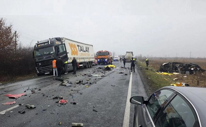 Horror Crash: Πολύνεκρο τροχαίο με οπαδούς του ΠΑΟΚ στη Ρουμανία – 7 νεκροί και 3 τραυματίες - Το σοκαριστικό Video