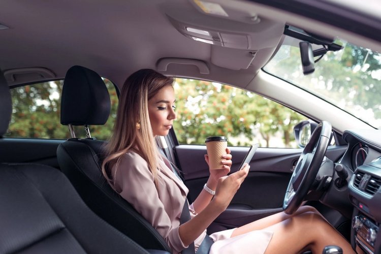 Driving Violations: Πως βλέπουν οι ιδιοκτήτες οχημάτων αν έχουν ηλεκτρονικό ειδοποιητήριο για παράβαση