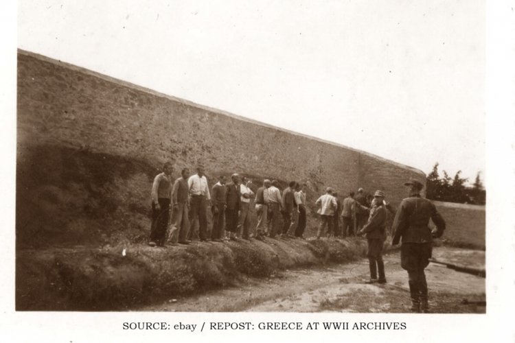 Historical Memory - Καισαριανή: Μνημείο κηρύχθηκε το πάνθεον με τις φωτογραφίες των 200 εκτελεσθέντων