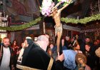 Holy Thursday in Mykonos: Ρίγη κατάνυξης στην καρδιά του Αιγαίου: Η Έξοδος του Εσταυρωμένου στη Μεγάλη Παναγιά Μυκόνου [Video]