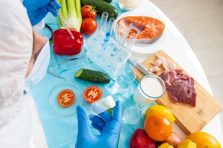 Superbugs in Food: Ανθεκτικά μικρόβια στο πιάτο!! Ο αόρατος κίνδυνος που κρύβεται στο φαγητό μας - Η άγνωστη απειλή στη διατροφή μας!!