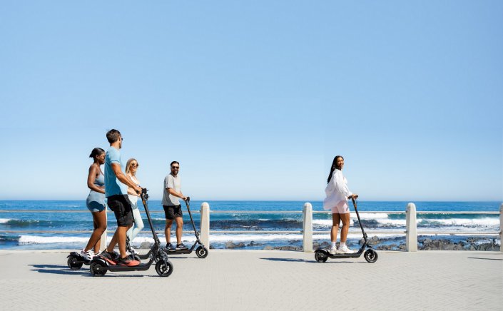 E-scooter Law Greece: Νέα νομοθεσία για τα ηλεκτρικά πατίνια! Απαγόρευση σε ανήλικους!