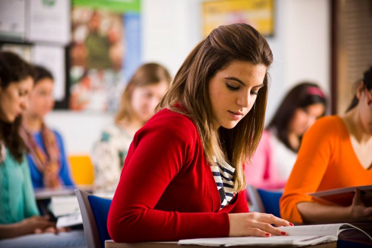High School Exams: Πρώτο κουδούνι εξετάσεων! Ξεκινά η εξεταστική περίοδος στα Λύκεια όλης της χώρας!