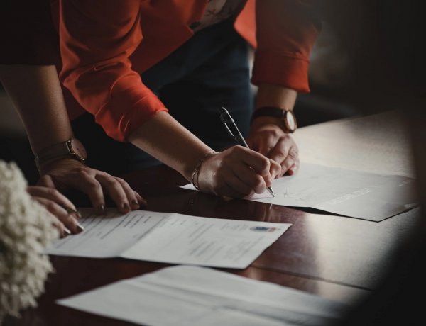 Inheritance Tax Greece Guide: Πώς να αποφύγετε τις παγίδες στην εφορία! 6 SOS σημεία για τις κληρονομιές - Μυστικά για αφορολόγητα όρια και προθεσμίες!