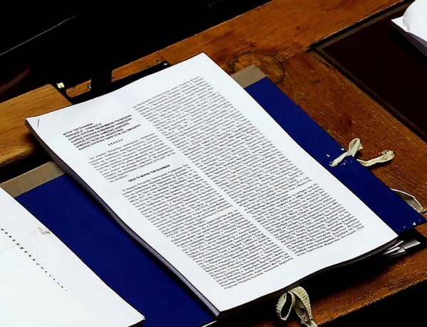 Economy Bill & Municipalities: Οι κρίσιμες διατάξεις που αφορούν τους Δήμους, στο Νομοσχέδιο ΥΠΟΙΚ, όπως ΥΔΟΜ και έγκριση εργασιών μικρής κλίμακας, νέες ρυθμίσεις για αιγιαλό και παραλία