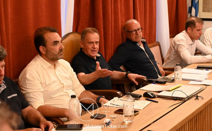 Χρήστος Βερώνης: Κομβική αναδιάρθρωση του Οδικού Δικτύου της Μυκόνου - Νέες χαράξεις που θα επανακαθορίσουν τις Μετακινήσεις και την Οδική Συνδεσιμότητα του Νησιού για τις επόμενες Δεκαετίες [Video]