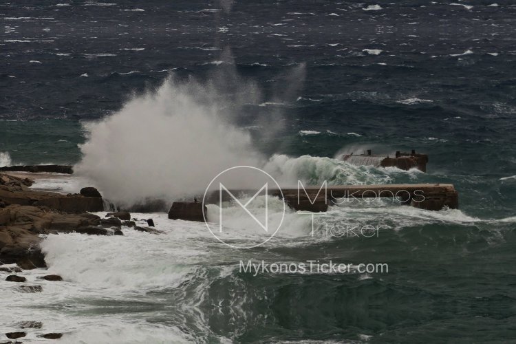 Weekend Weather Meltemi: Άνοδος της θερμοκρασίας και ισχυρά μελτέμια! Δυνατοί βοριάδες έως 9 bf στο Αιγαίο το Σαββατοκύριακο [Live σε διαδραστικό χάρτη η πορεία του καιρού]