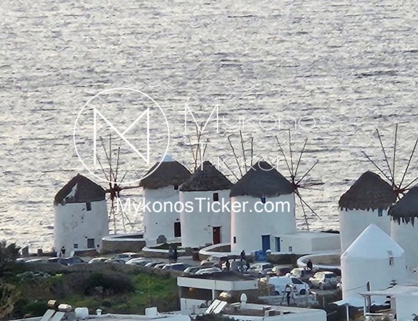 Heritage Protection - Mykonos: Έκτακτη σύσταση αποφυγής στάθμευσης στους εμβληματικούς Κάτω Μύλους από 14 έως 16 Ιουλίου