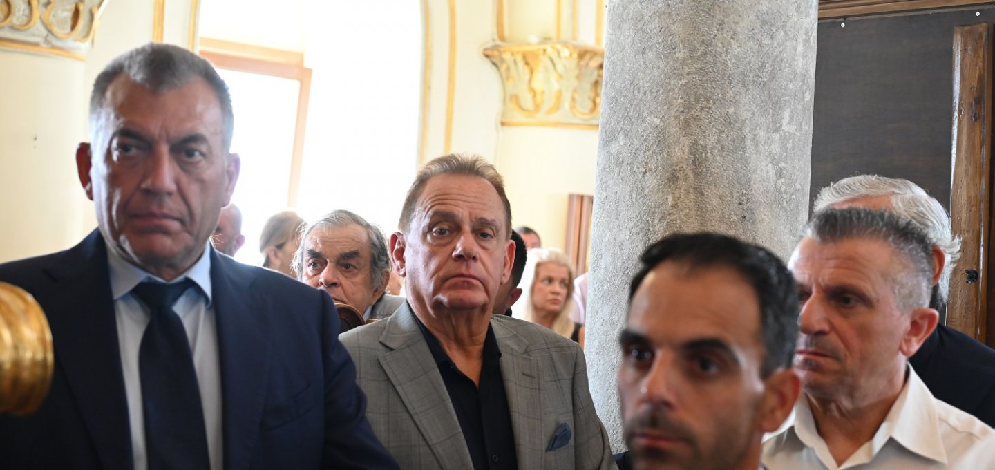 Alternate Minister of Sports Γιάννης Βρούτσης στη Μύκονο: Τιμά την Απόδοση της Κοιμήσεως της Θεοτόκου και εποπτεύει καθοριστικά Αθλητικά Έργα