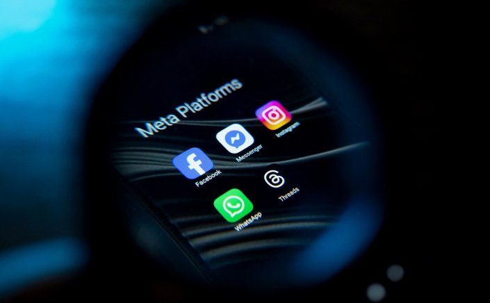 Platform Design Mandates - Meta: Αλλάζει για ανήλικους Facebook & Instagram! Όριο δύο ωρών την ημέρα, «μπλόκο» τη νύχτα, τέλος στο αλόγιστο scroll & περιορισμοί στις ειδοποιήσεις!